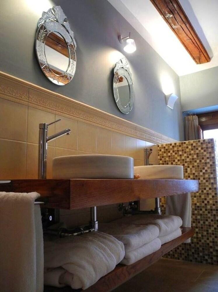 Hospederia Chapitel Hotel Estella Bagian luar foto